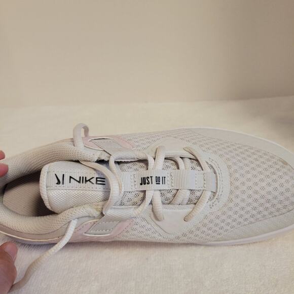 NIKE MC TRAINER Running Sneakers - Picture 8 of 10